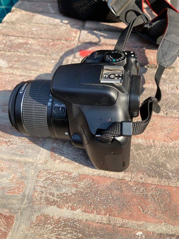 Canon 1300d with 18/55mm and 75/300mm lens 2