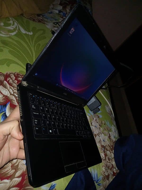 Dell latitude E5250 0