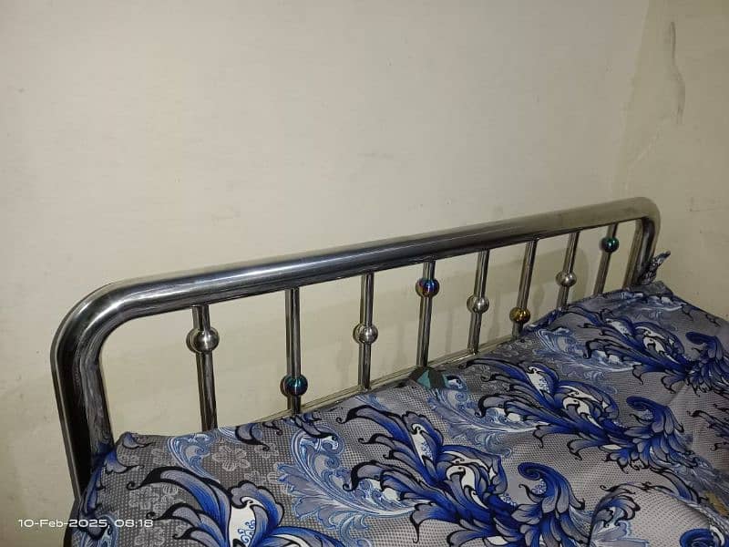 steel bed 5