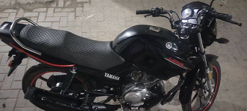 Yamaha YBR 125 3