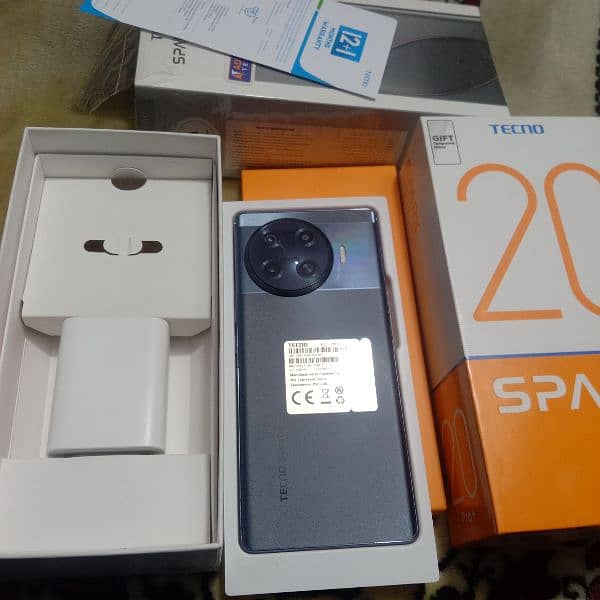 Techno Spark 20Pro plus 0