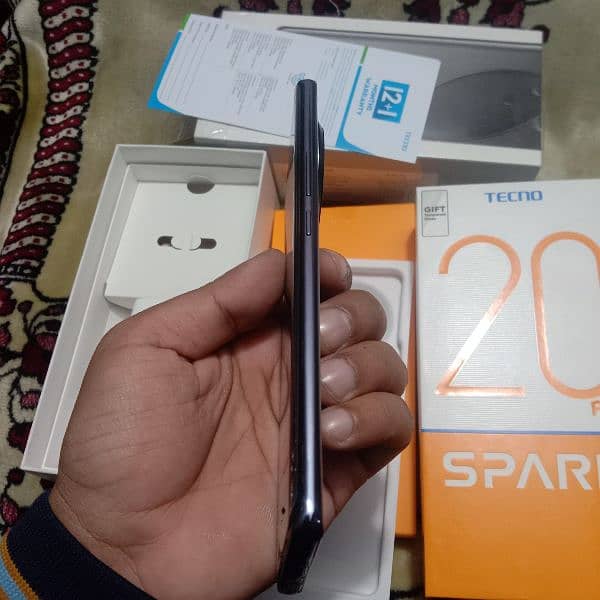 Techno Spark 20Pro plus 10