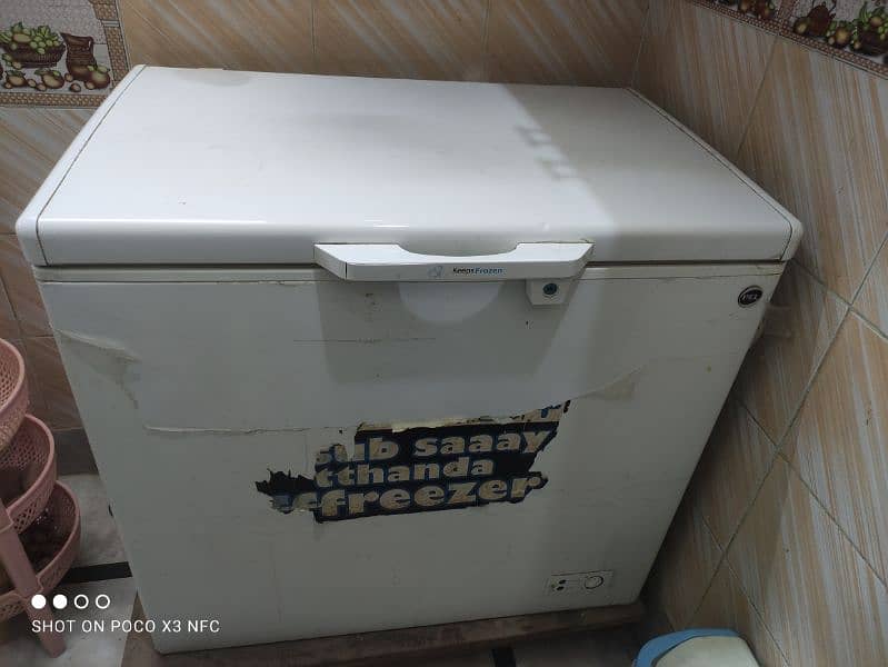 Deep Freezer for Sale - Good Condition, Affordable Price 0