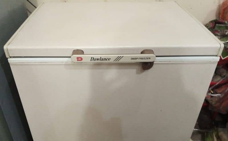 used Dawlance Feidge and single door Deep Freezer for sale 5