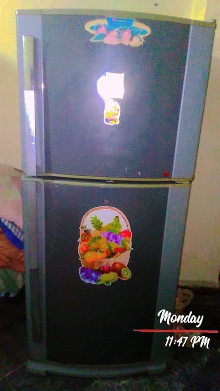 Dawlance refrigerator medium size 0