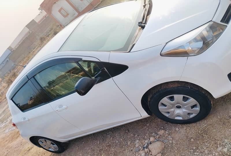 Toyota Vitz 2012 1