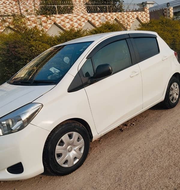 Toyota Vitz 2012 6