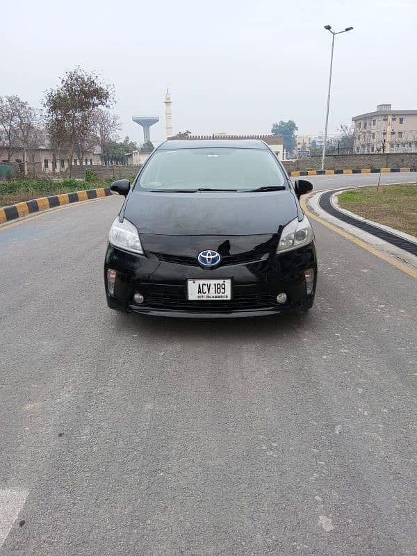 Toyota Prius S LED 2013 0