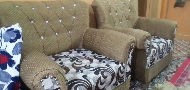 5 Seater Sofa set for sale 8