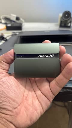 ORIGINAL HIKSEMI(hikvision) SSD 1tb. original build not a case