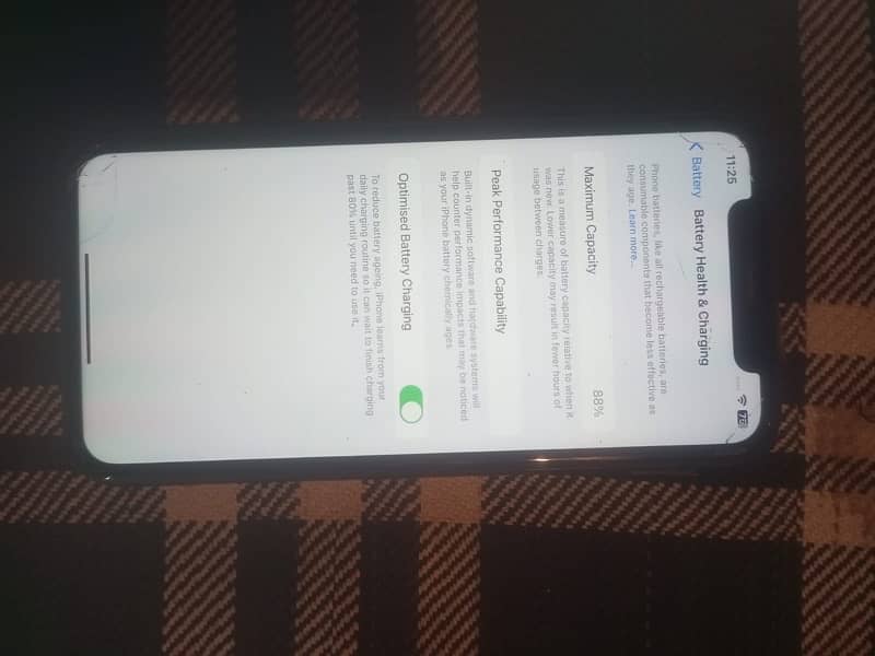 iPhone 11non pta jv all ok bettery health 88 0