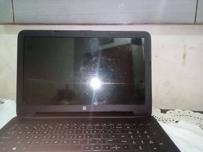 AMD A4 LAPTOP 9.5/10 lush condition 6