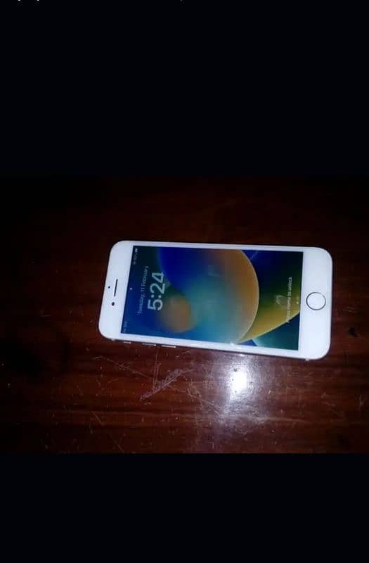 iphone 8 (10/10) condition 03365733309 2