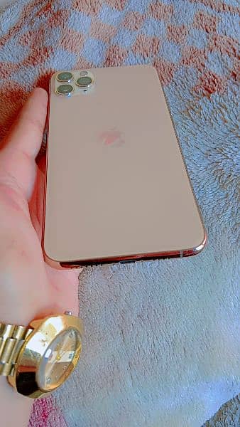 iphone 11pro Max Golden color 256gb factory unlocked 2