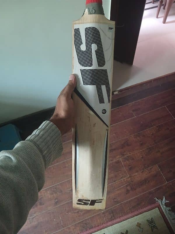 SF cricket bat 5