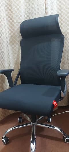 Revolving Office chairs with Head Rest and Adjustable Back Rest