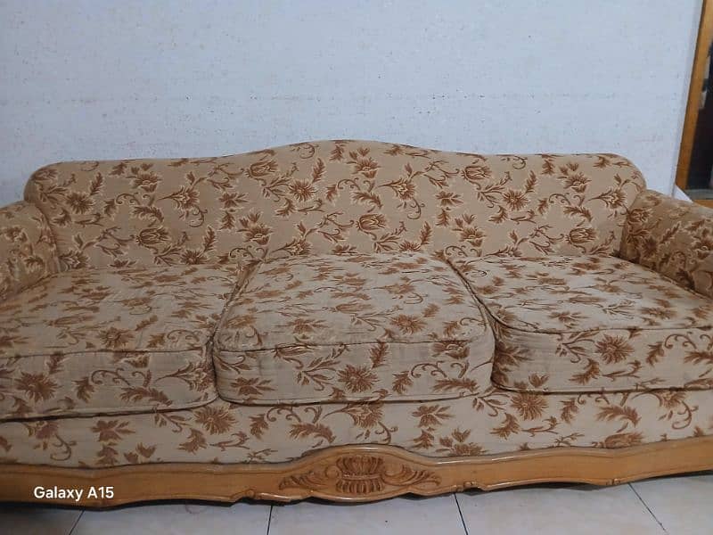 5 seater sofas for sell 1