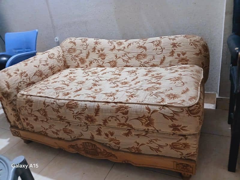 5 seater sofas for sell 2