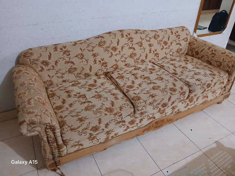 5 seater sofas for sell 3