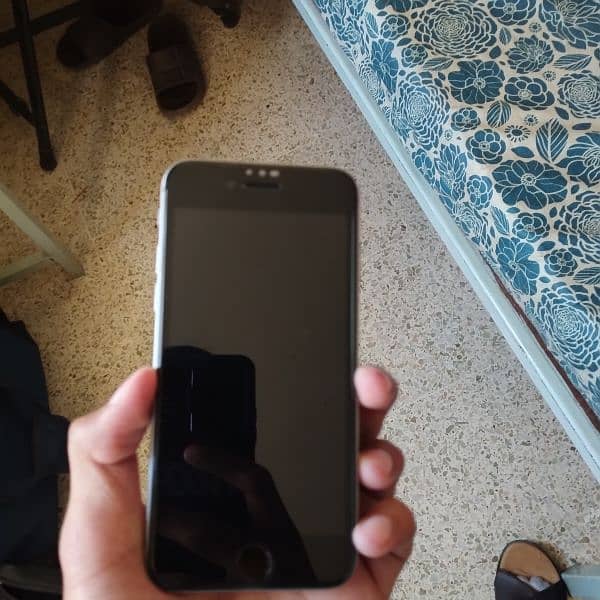 iPhone 6, condition 10/10 3