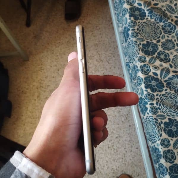 iPhone 6, condition 10/10 8