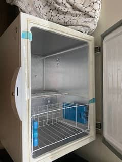 DAWLANCE Refigerator for sale