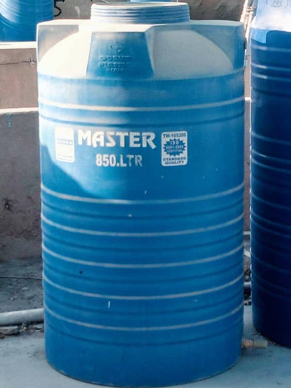 Master Water Tank 850 litres actual 0