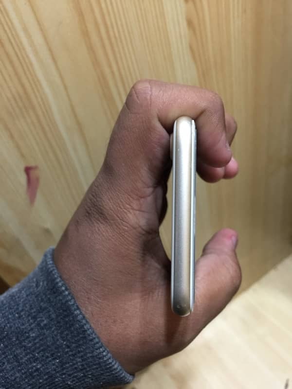 Iphone 7 Gold 128Gb Pta Approved 5