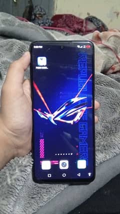 Infinix not 10 pro 8 gb ram 128 storage