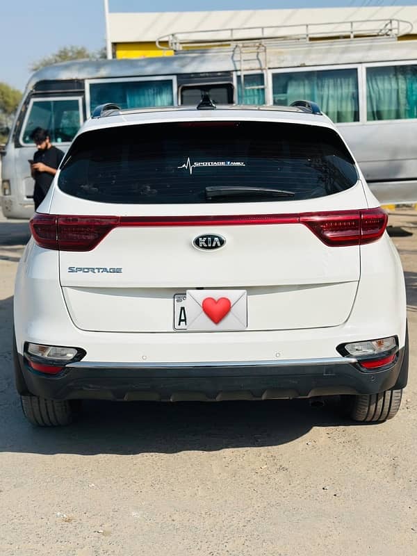 KIA Sportage 2021 1