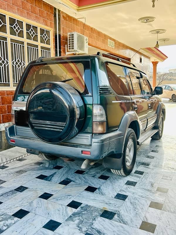 Toyota Prado 2000 1