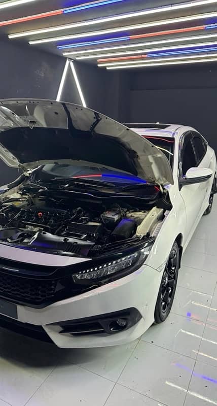 Honda Civic VTi Oriel Prosmatec 2019 UG 11