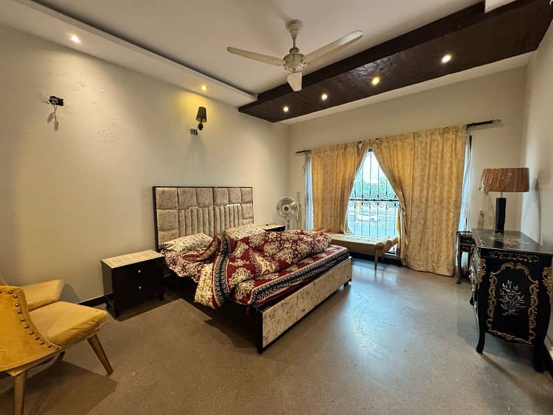 1 Kanal Fully Furnished Full Basement Bungalow Is Available For Rent In Best Block Of DHA Phase 5 Lahore. 9