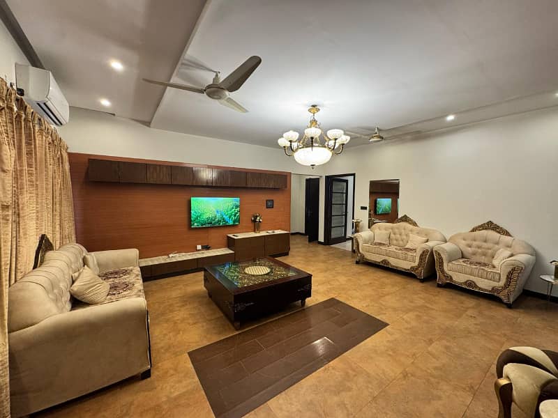 1 Kanal Fully Furnished Full Basement Bungalow Is Available For Rent In Best Block Of DHA Phase 5 Lahore. 41