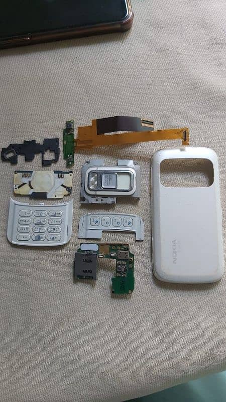 Nokia Casings,Lcds,Batteries C3-01,6300,E51,E52,N86,HTC 11