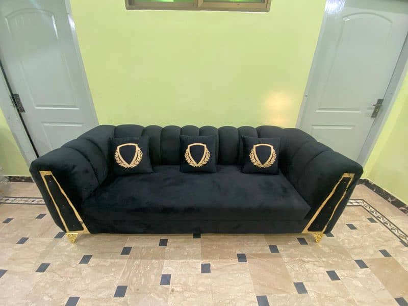 Brand new sofa set (3,2,1 seater) 4