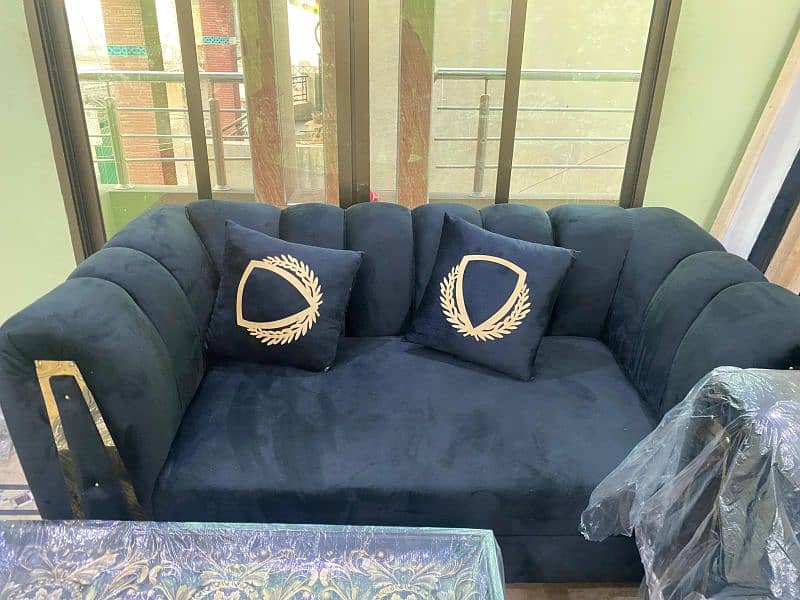 Brand new sofa set (3,2,1 seater) 5