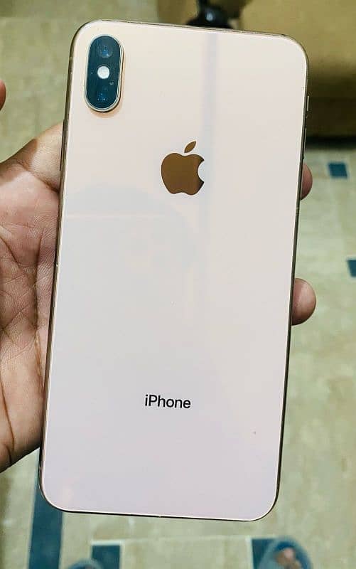 I Phone Xs Max Golden colour 0