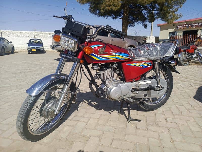 Honda 125 2018 fresh condition 9