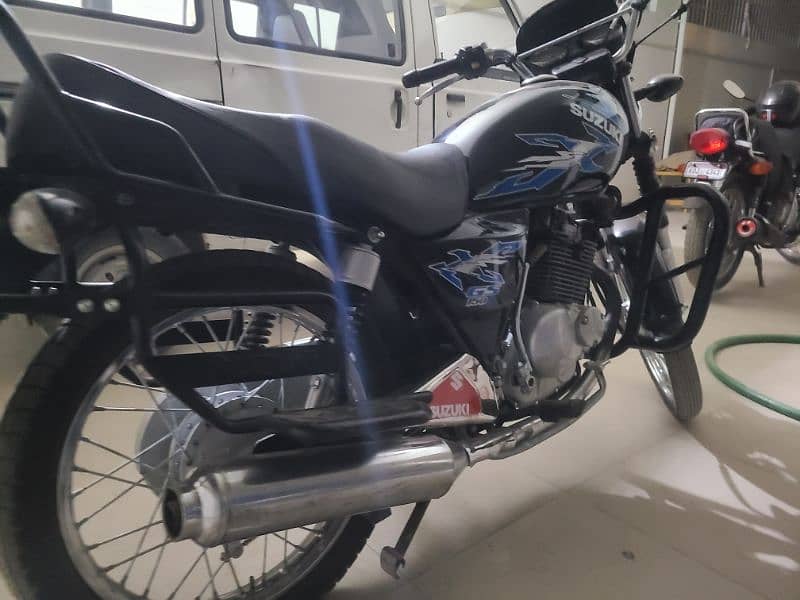 suzuki 150 2015 neat and clean 9