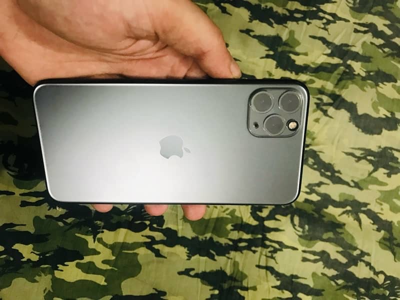 iphone 11 pro max 1