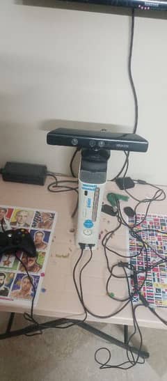 XBox 360 with Kinect Sensor Camara