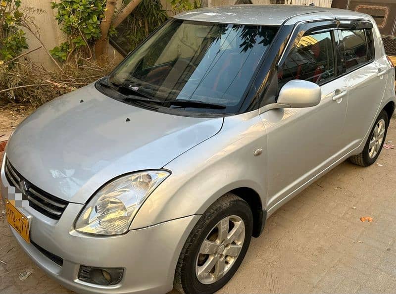 Suzuki Swift 2010 1