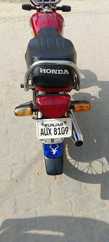 Honda CD 70 bike for sale location pattoki city 03123760013 5