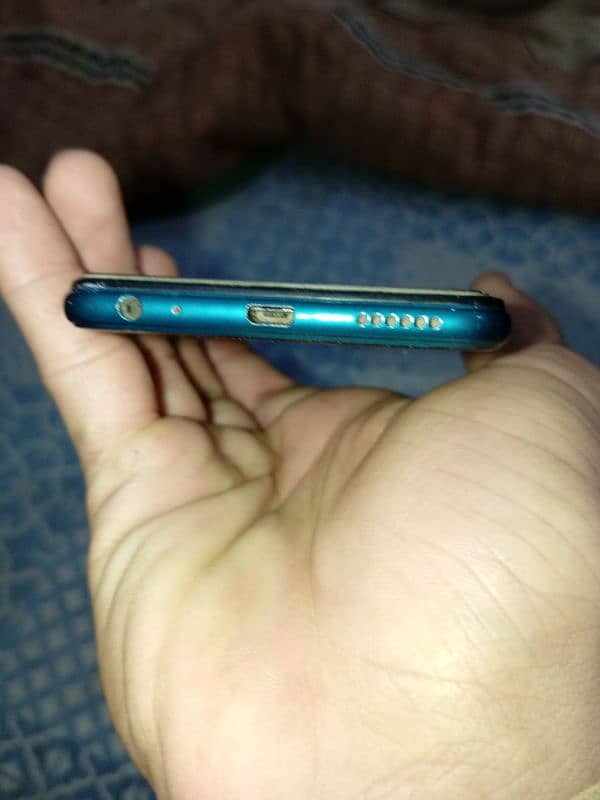 vivo y15 new condition best working battery timing bhi best hai 4/64 8