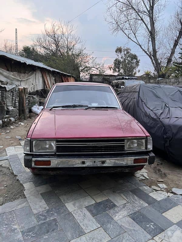 Toyota Corolla 1982 3