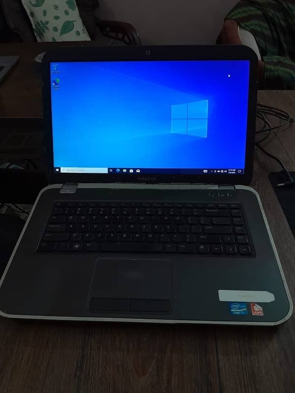 DELL INSPIRON 5520 LAPTOP 1