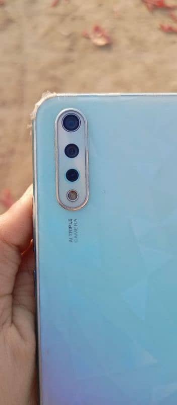 vivo s1 4/128GB 4