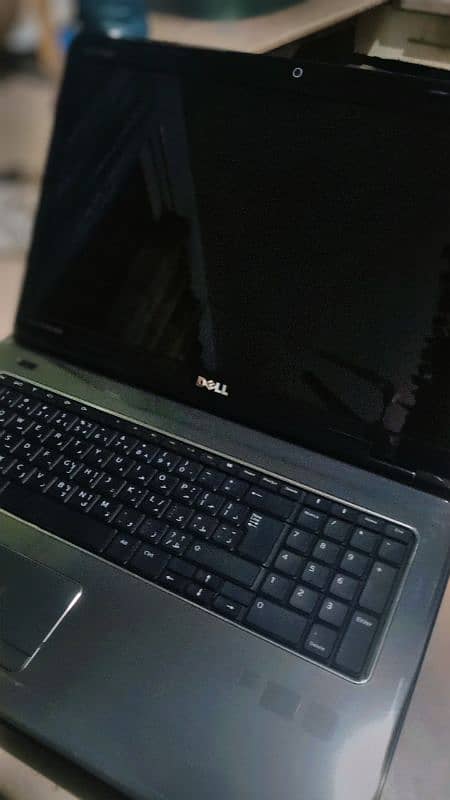 Dell laptop Core I-5 128 GB SSD with charger 1