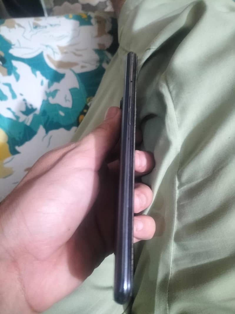 Oppo F17 pro for sale 9 /10 3